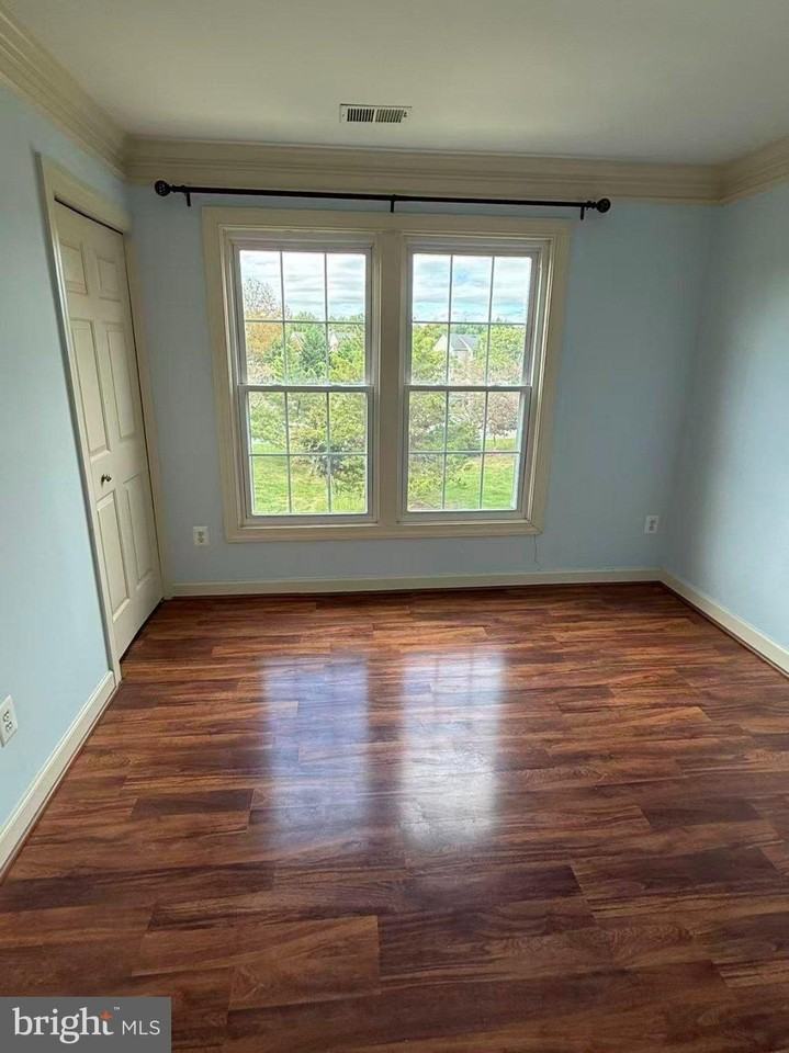 43222 Chokeberry Sq - Photo 6 of 32