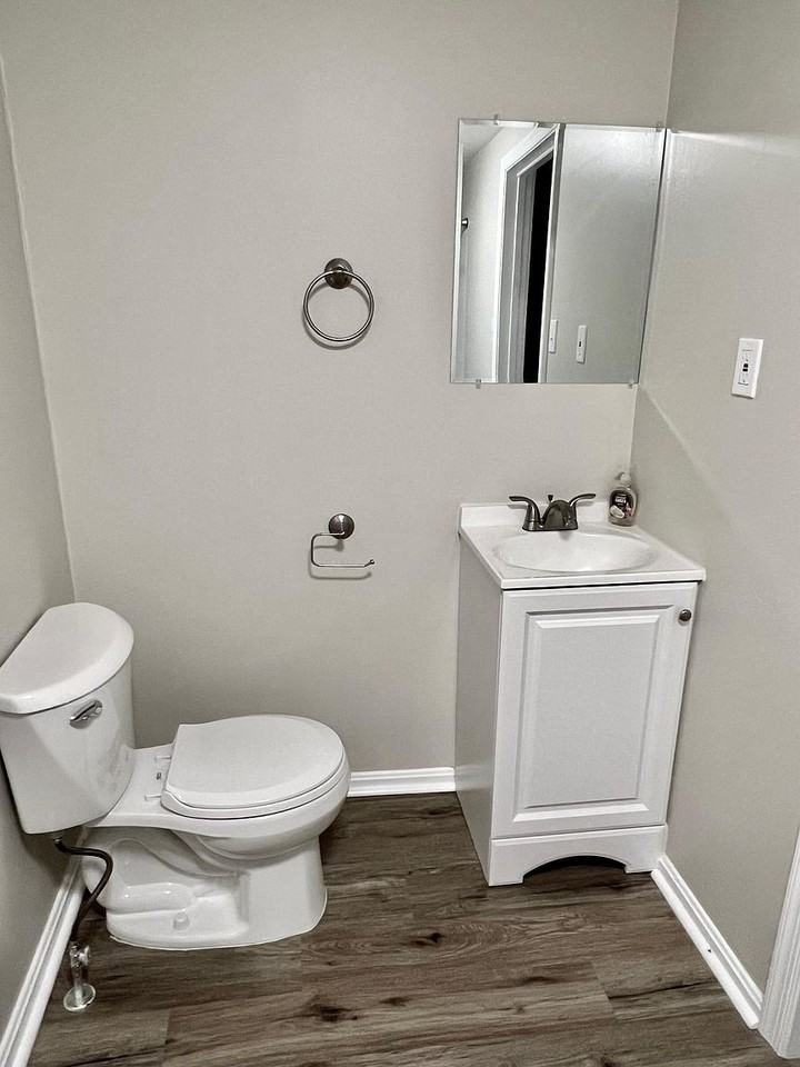 329 N Pine St #A - Photo 3 of 9