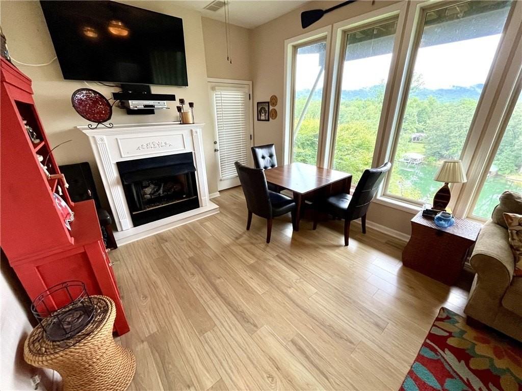 339 Evergreen Ridge Rd - Photo 3 of 19