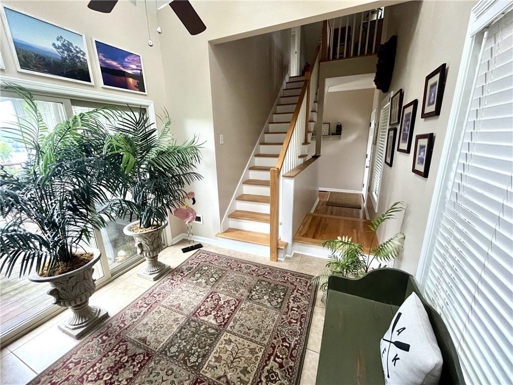 339 Evergreen Ridge Rd - Photo 4 of 19