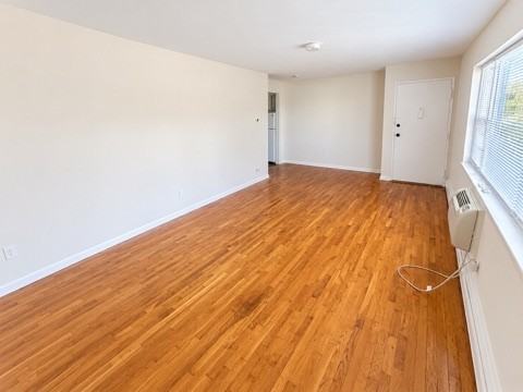 24 South Henry Street7B #7BHEN - Photo 4 of 9