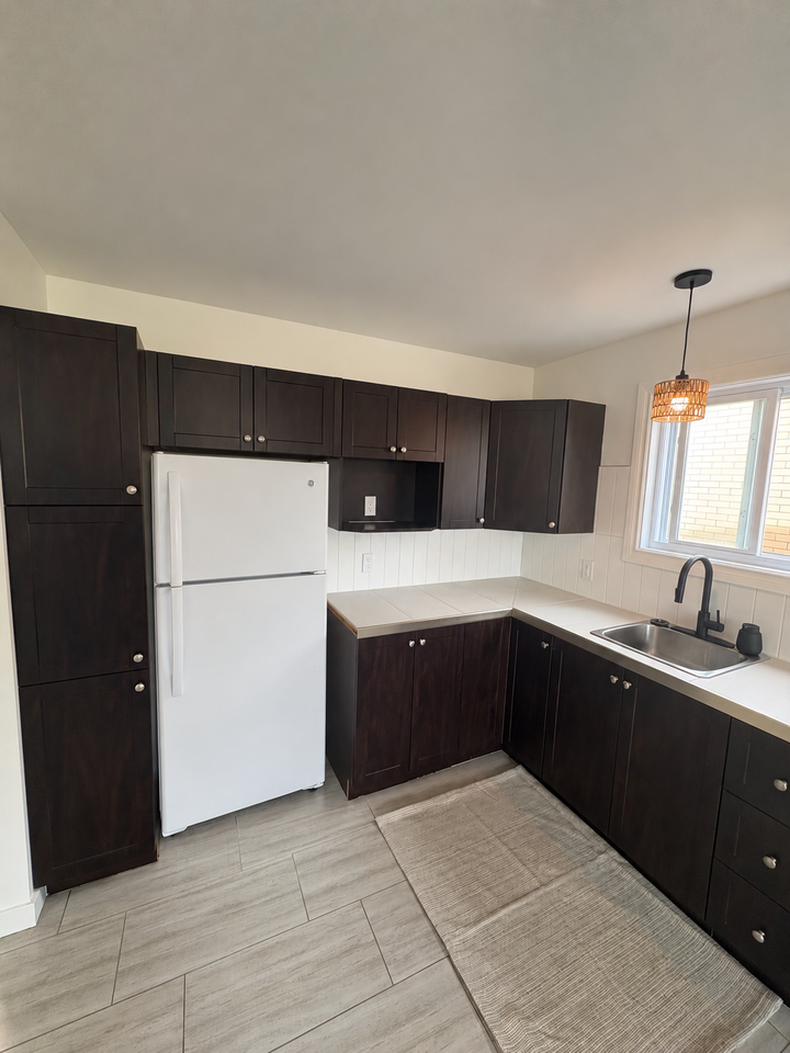 718 Rue Principale - Photo 2 of 9