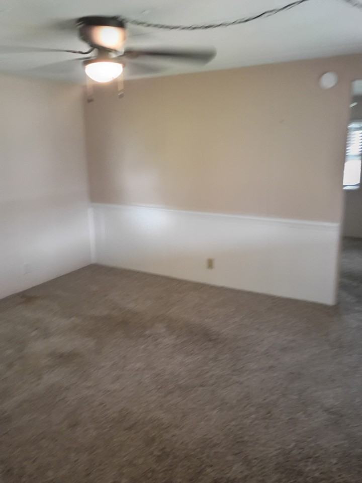 524 Lazy Lake Dr W #1 - Photo 5 of 17