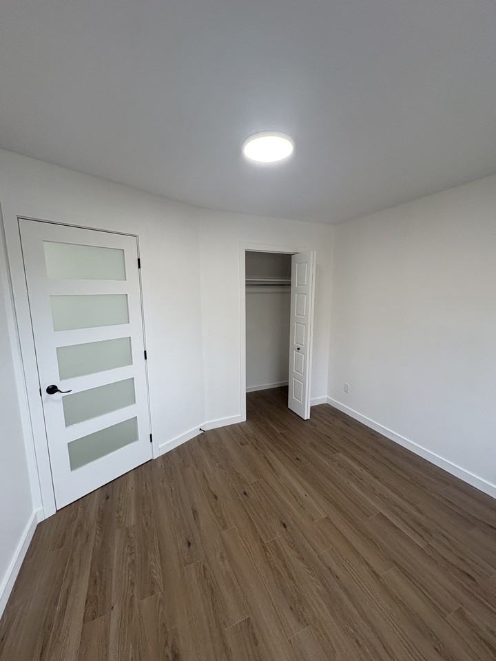 718 Rue Principale - Photo 5 of 9