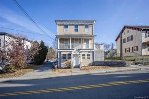 featured image of 44 E Main St
