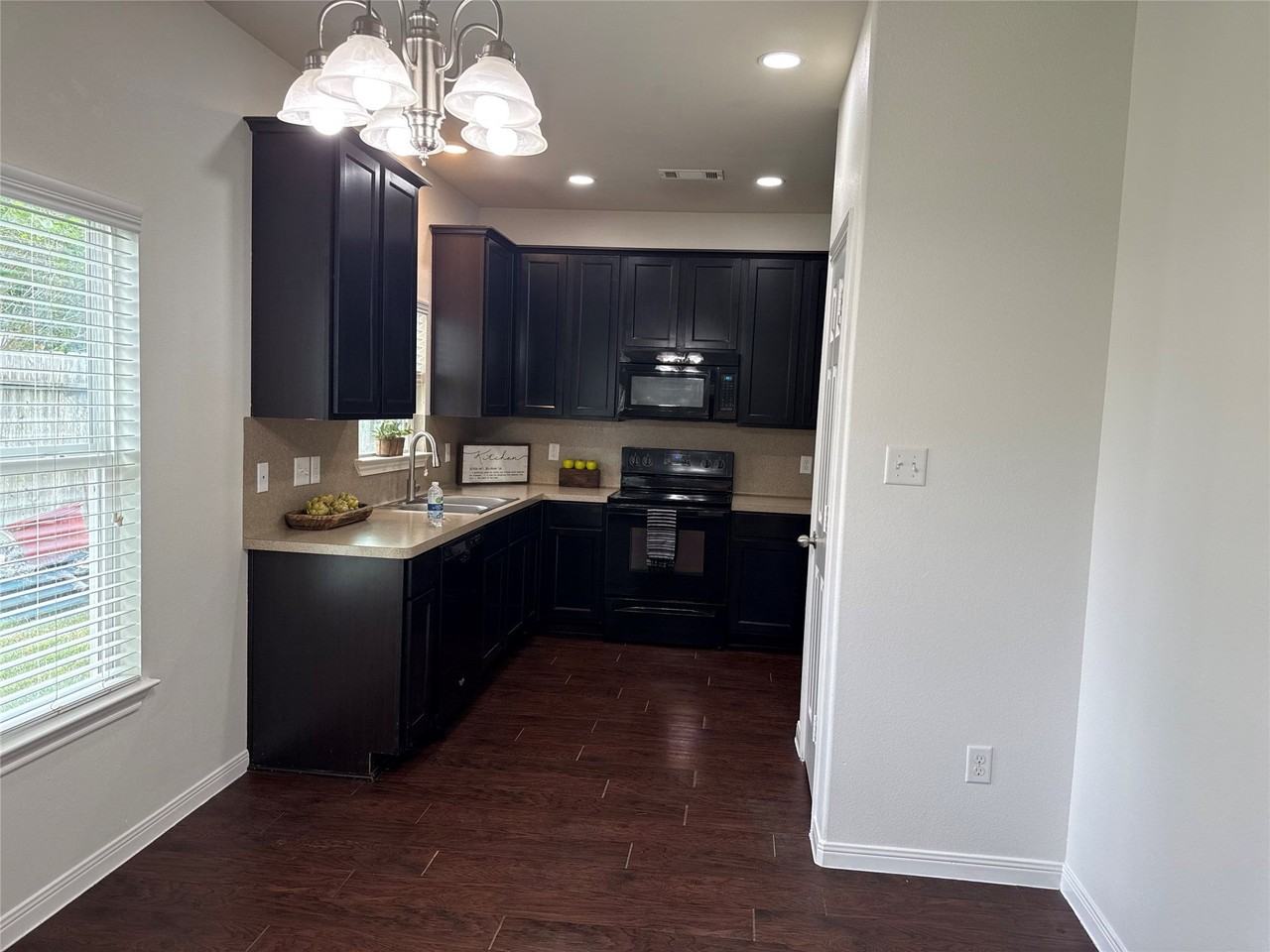13026 Standing Oak Dr - Photo 4 of 23