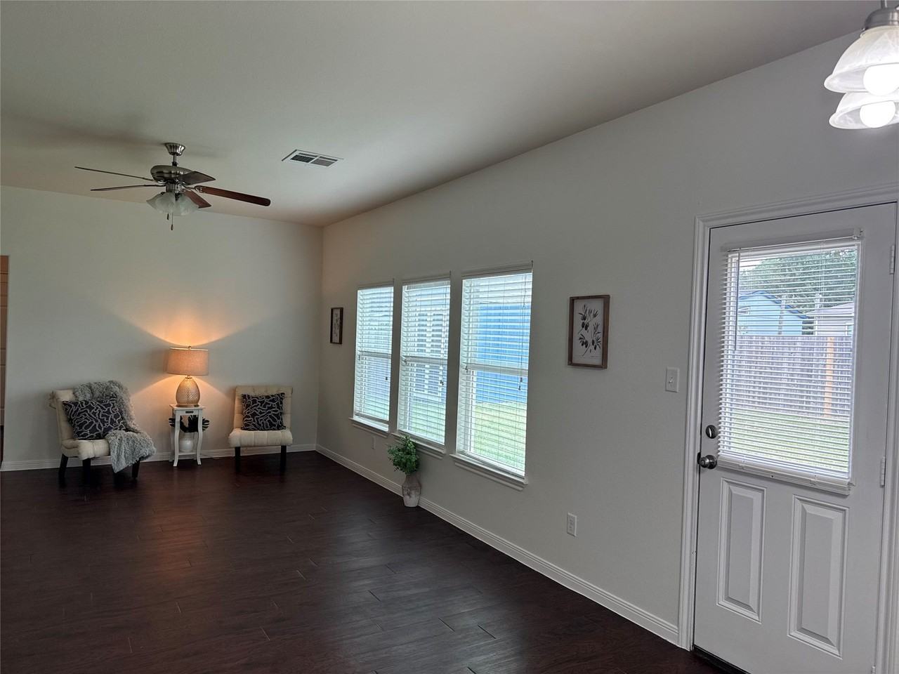 13026 Standing Oak Dr - Photo 5 of 23