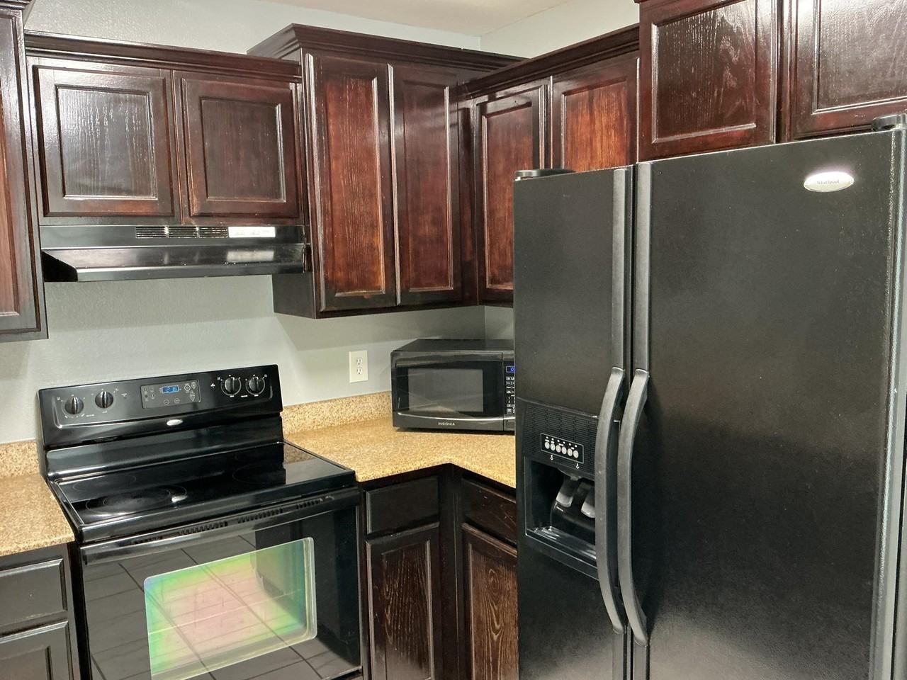 204 Girasol Ct - Photo 3 of 20
