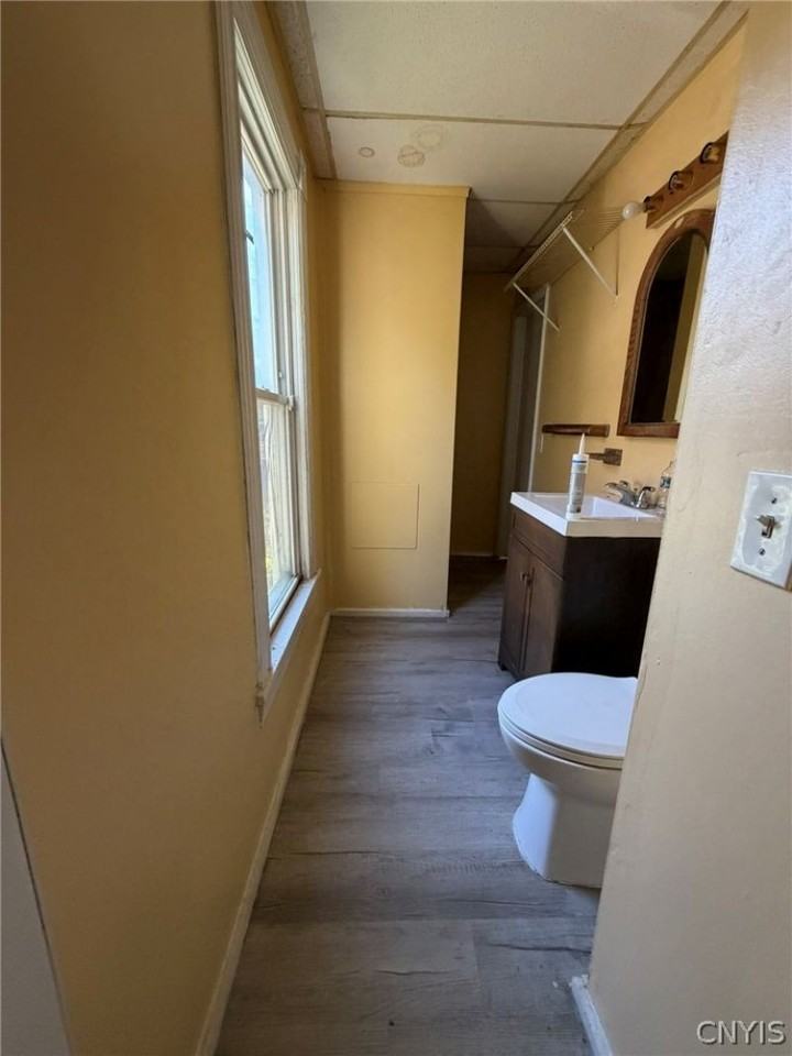 133 Delong Ave - Photo 7 of 7