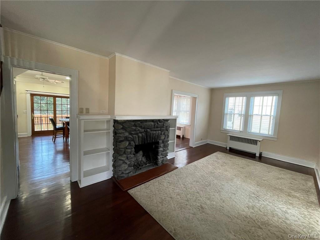 39 Archer Ave - Photo 3 of 19