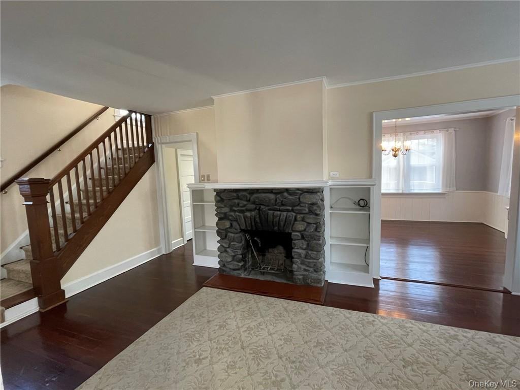39 Archer Ave - Photo 4 of 19