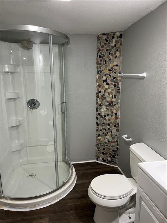 134 Gibson St - Photo 4 of 16