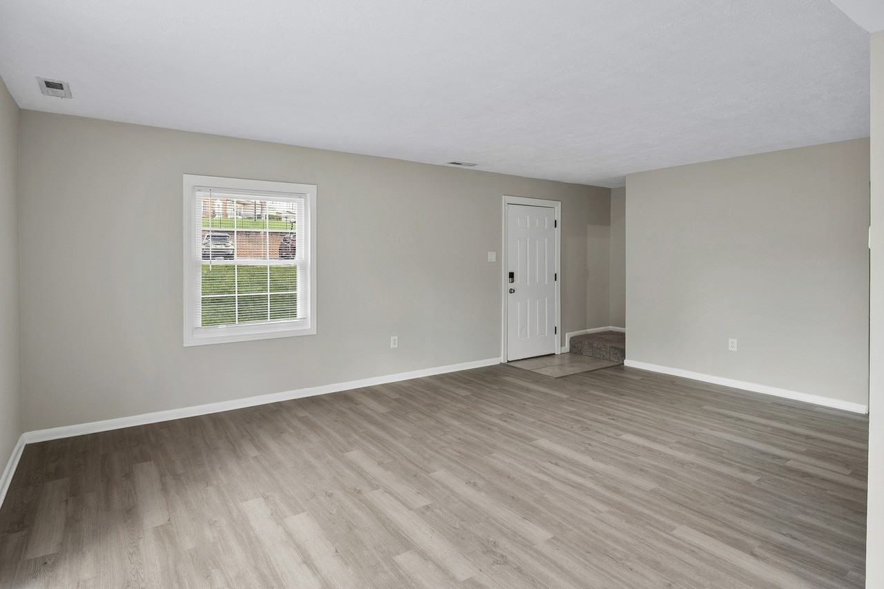 9200 Bridle Path Ln #G - Photo 5 of 19