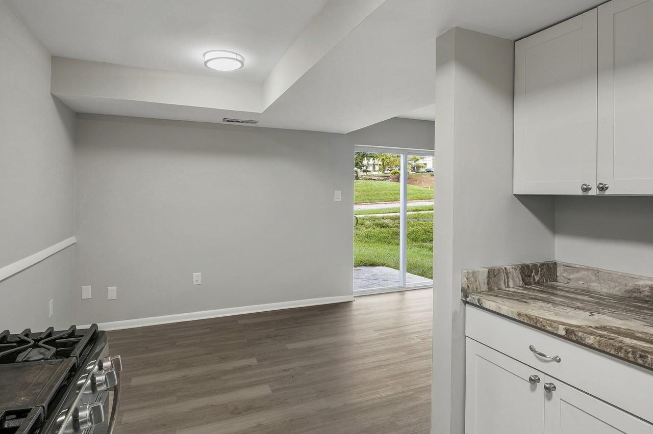 9200 Bridle Path Ln #G - Photo 7 of 19