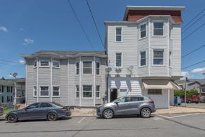 featured image of 265 E Bertsch St
