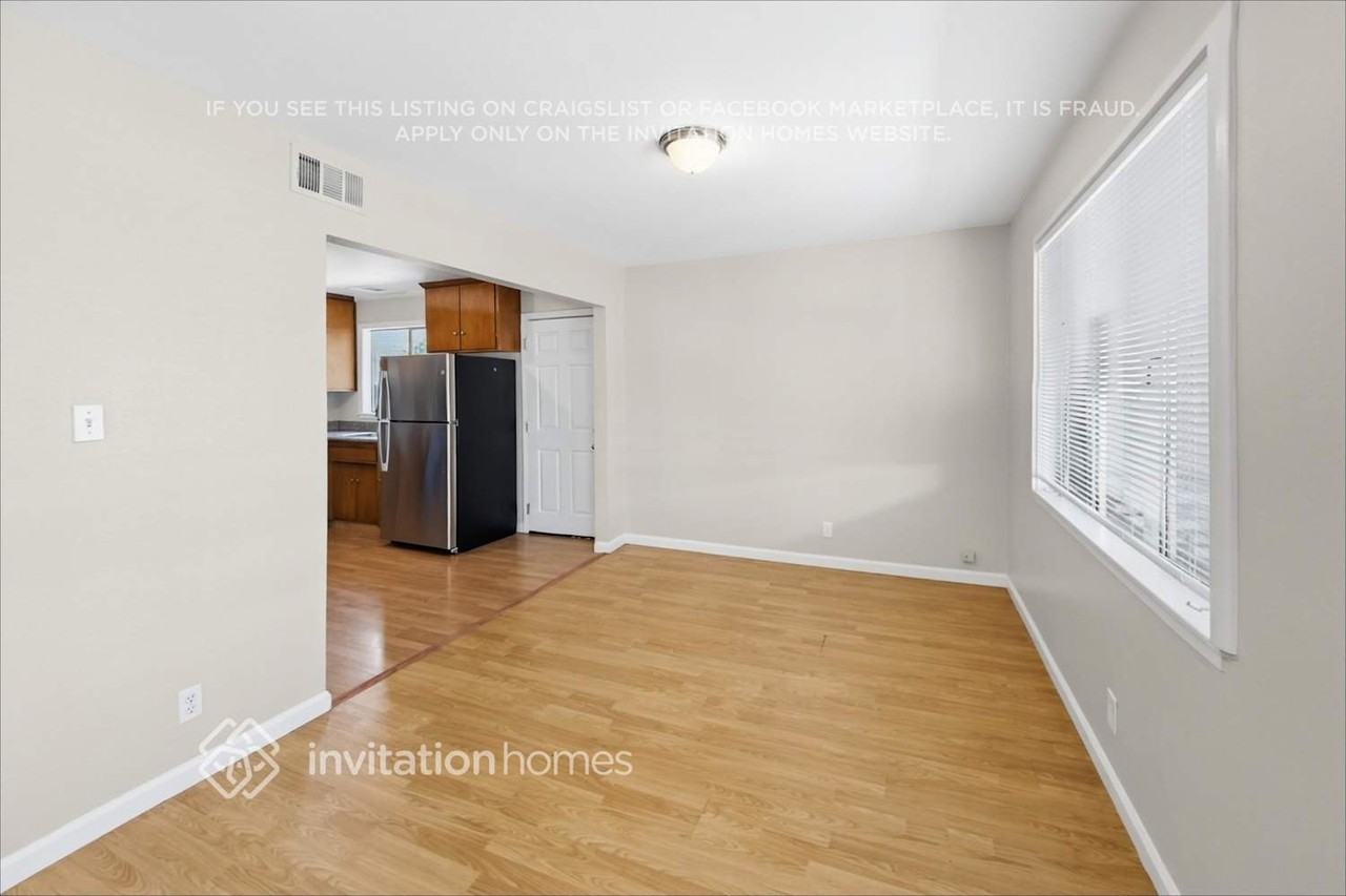 284 Yosemite Dr - Photo 7 of 18