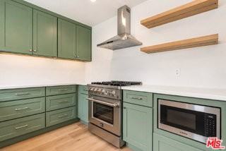 7968 Norton Ave #1 - Photo 6 of 8