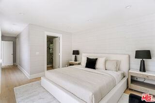 1736 N Sierra Bonita Ave - Photo 7 of 8