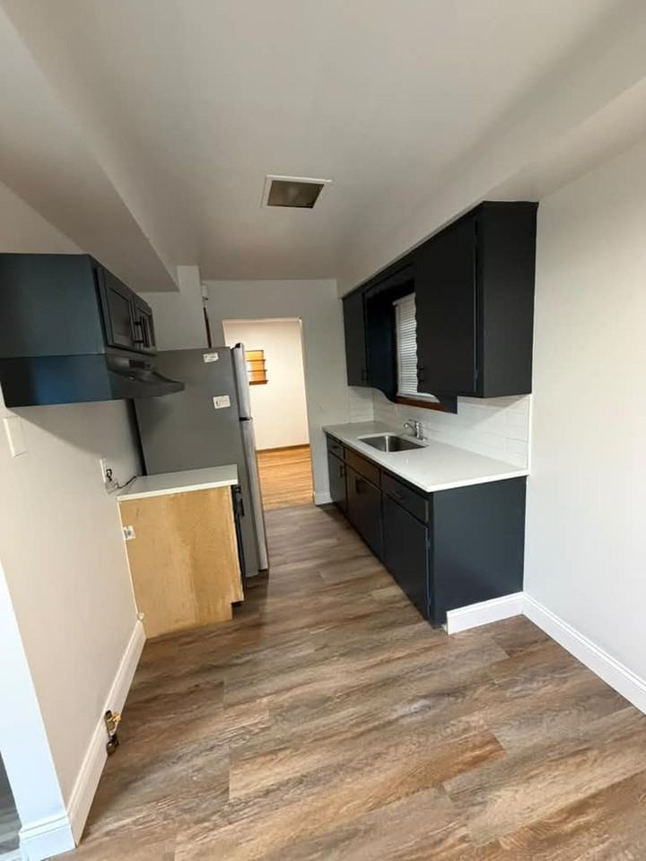 15317 Steinway Blvd #1 - Photo 6 of 14