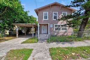 featured image of 885 7th St