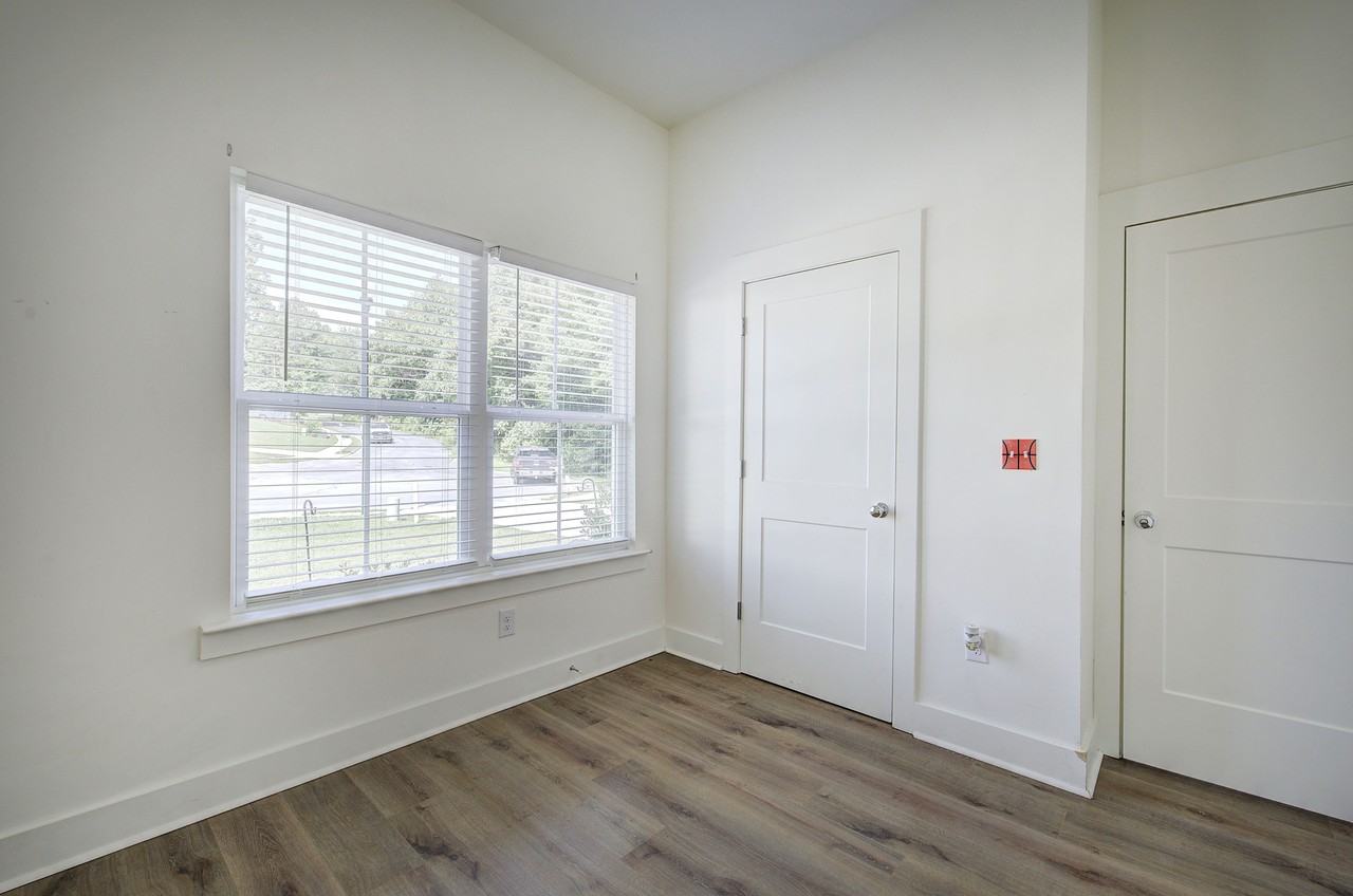 9 Arbor Ct Sw #1 - Photo 4 of 16