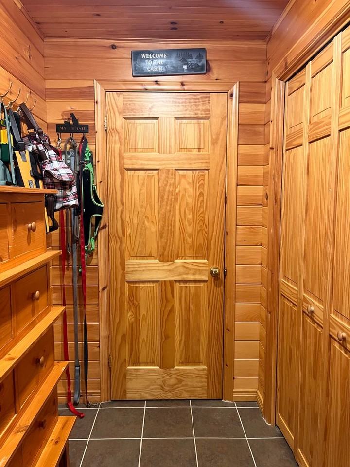 38 Lower Waldron Rd - Photo 2 of 36