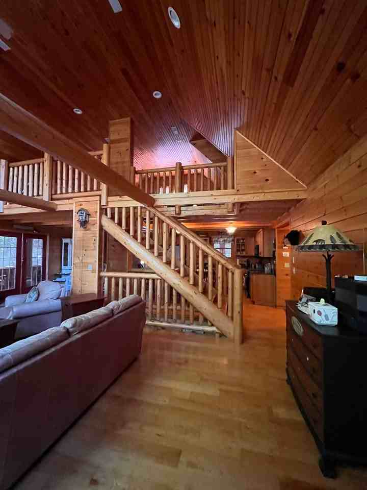 38 Lower Waldron Rd - Photo 5 of 36