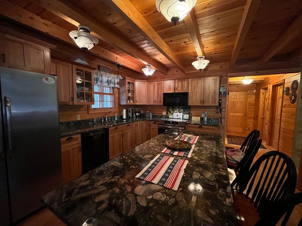 38 Lower Waldron Rd - Photo 6 of 36