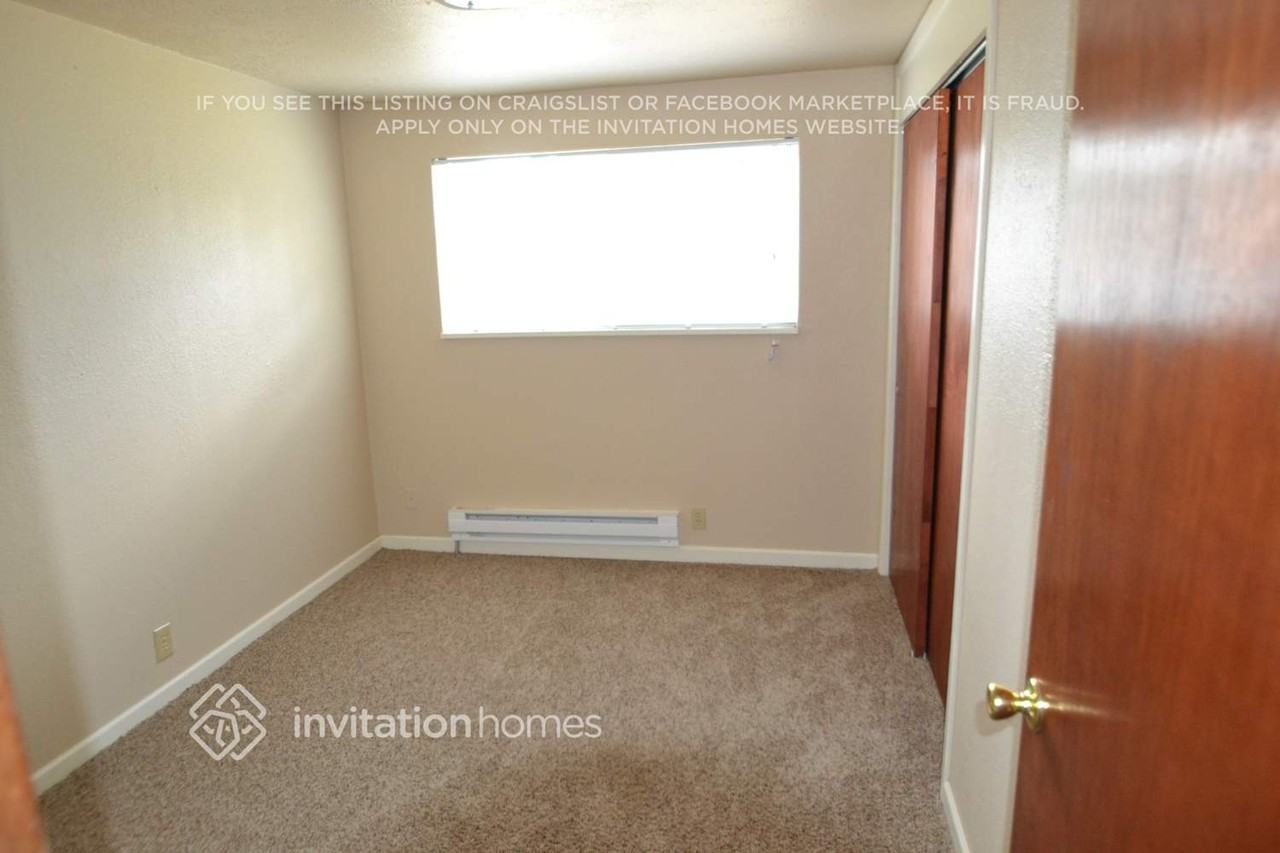 20316 73rd Ave W - Photo 5 of 10