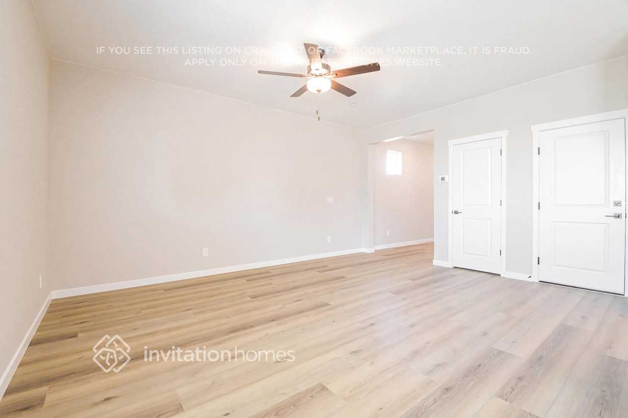 9475 Yampa St - Photo 4 of 20