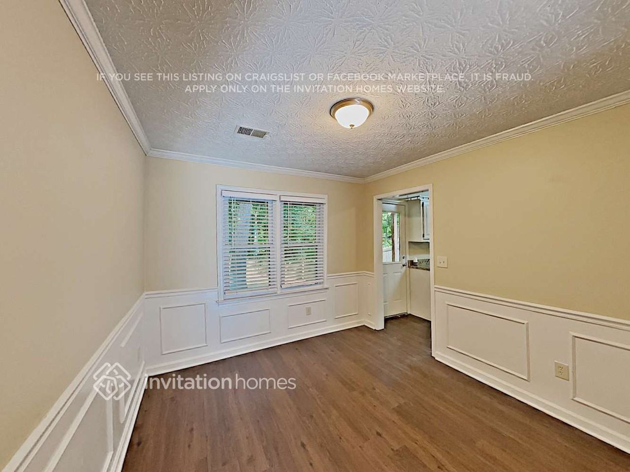 4750 York Pl Ne - Photo 5 of 15