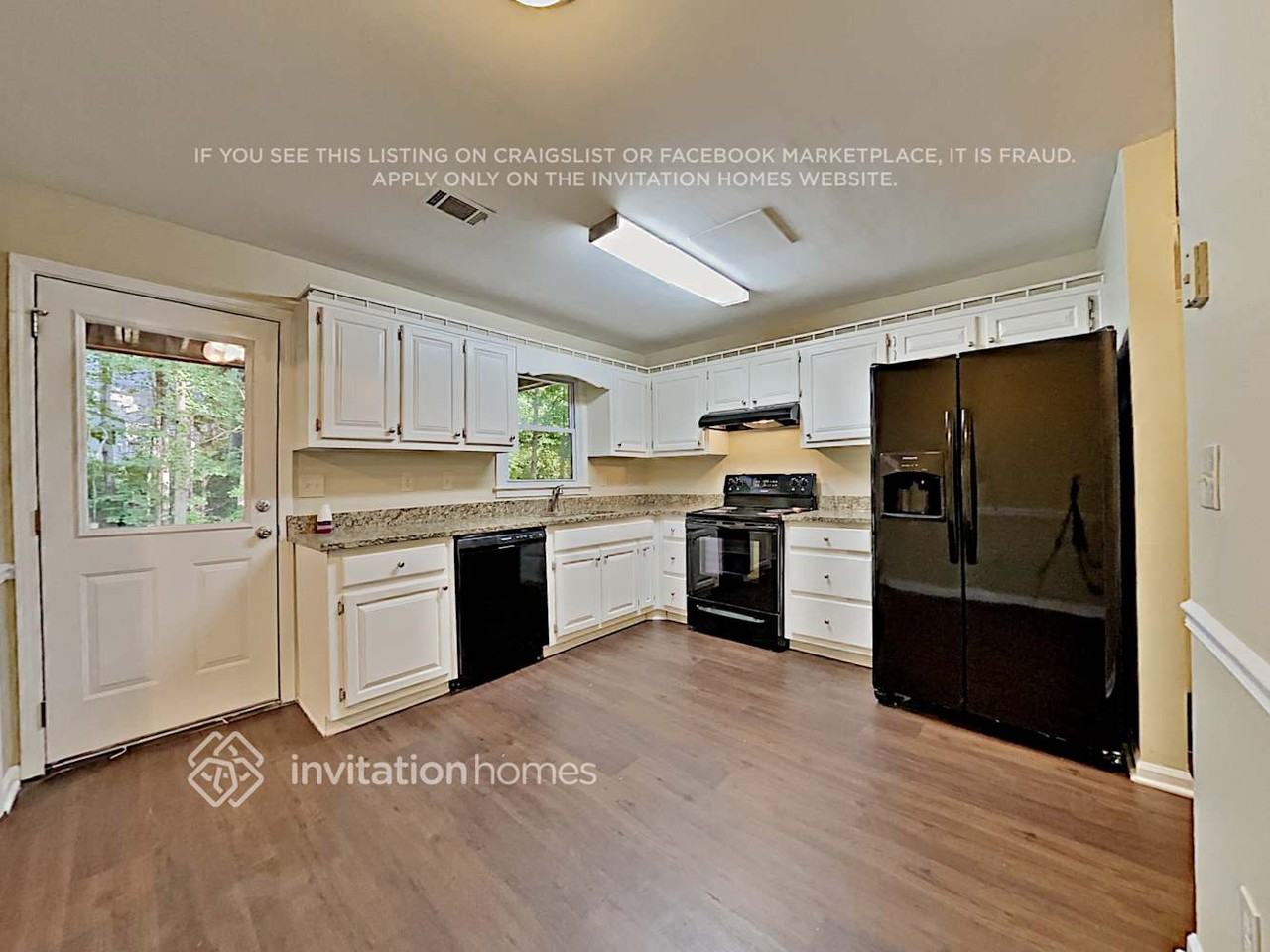 4750 York Pl Ne - Photo 6 of 15