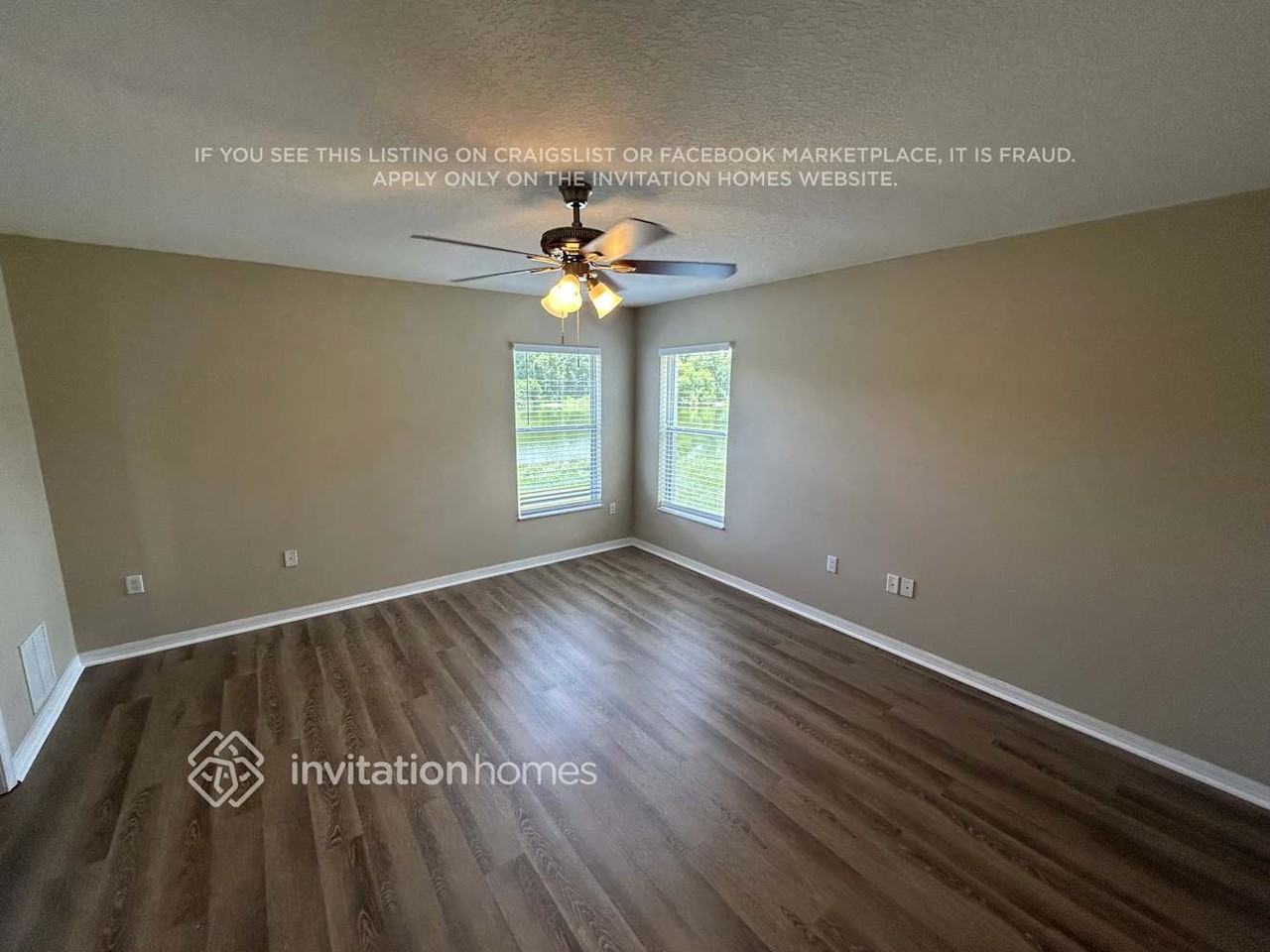 2470 Brownwood Dr - Photo 6 of 9
