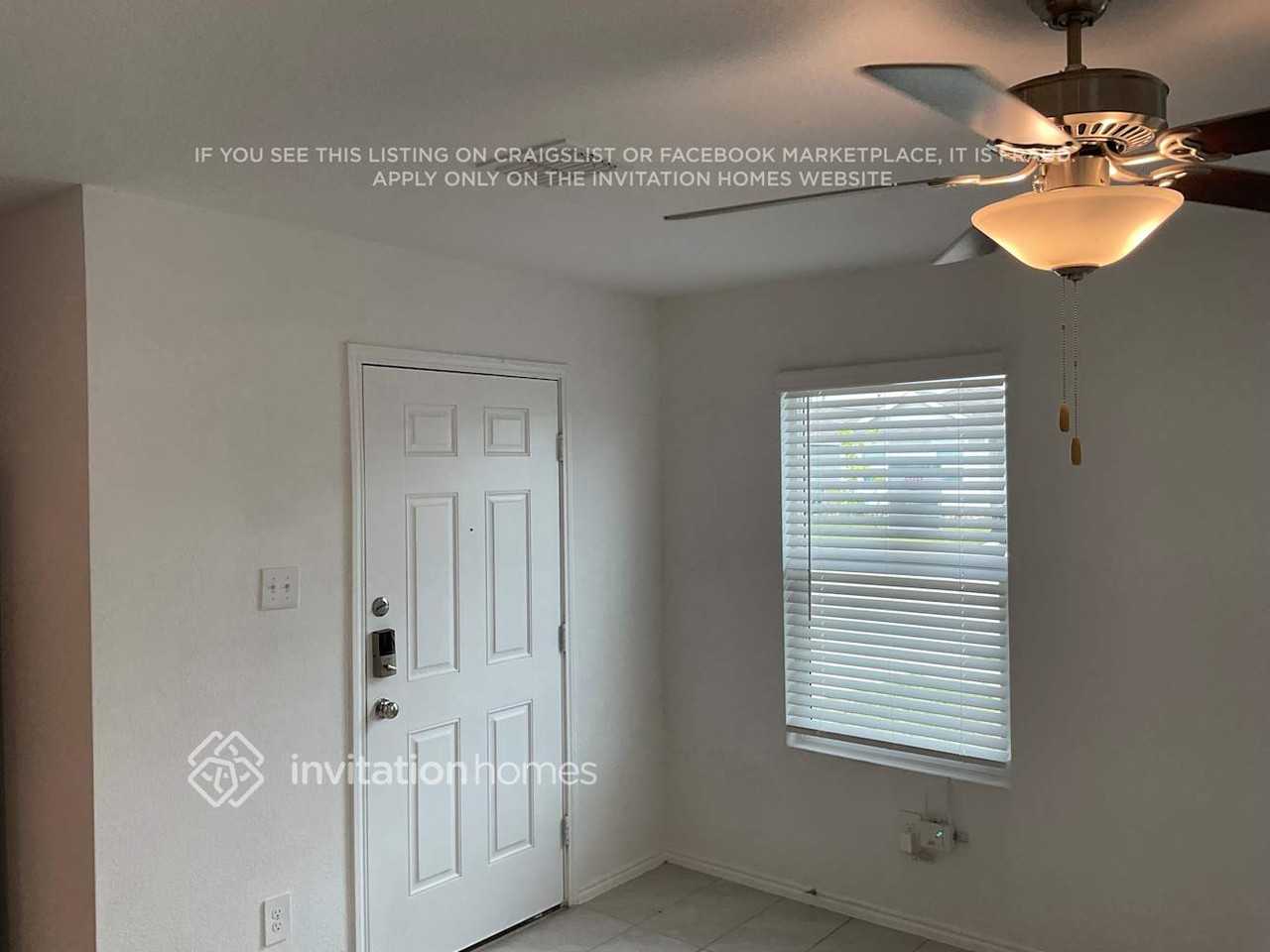 3020 Wallace Wells Ct - Photo 2 of 12