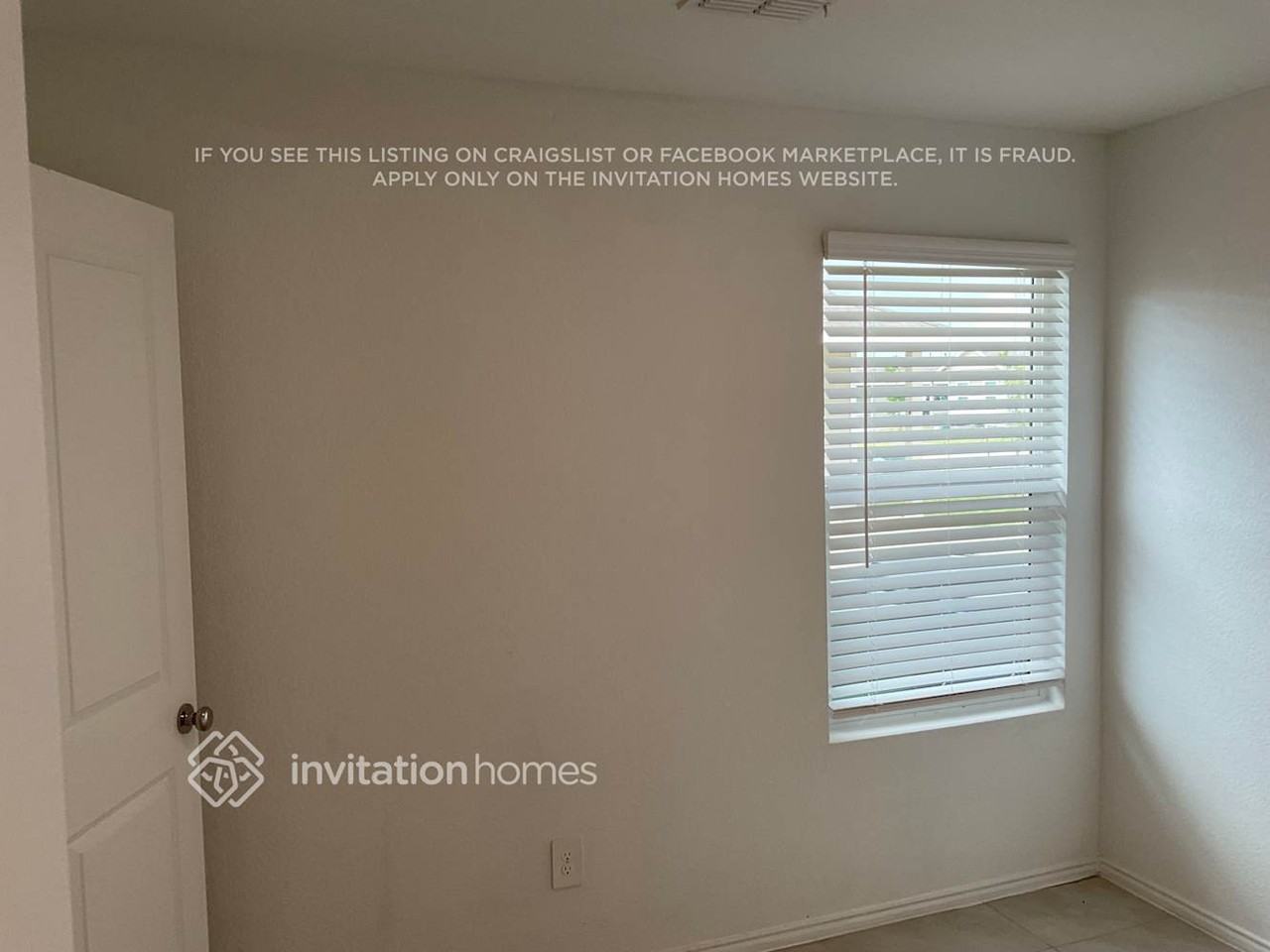 3020 Wallace Wells Ct - Photo 7 of 12