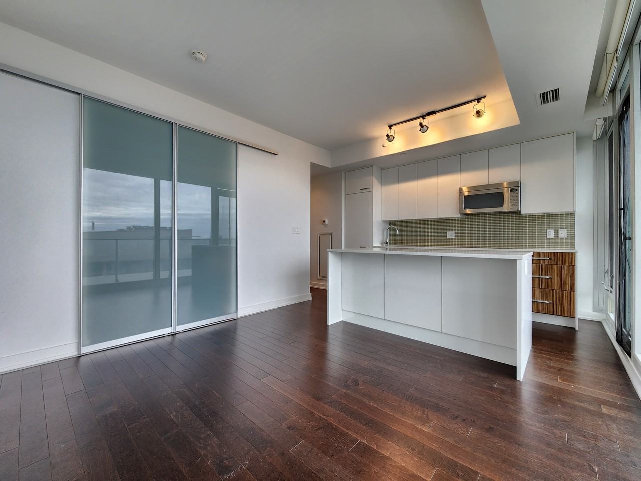 111 Champagne Avenue South - Photo 2 of 2