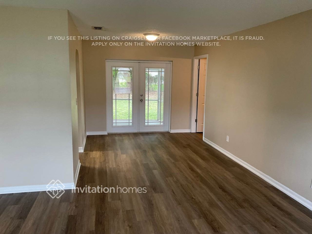 1796 Barker St Ne - Photo 3 of 19