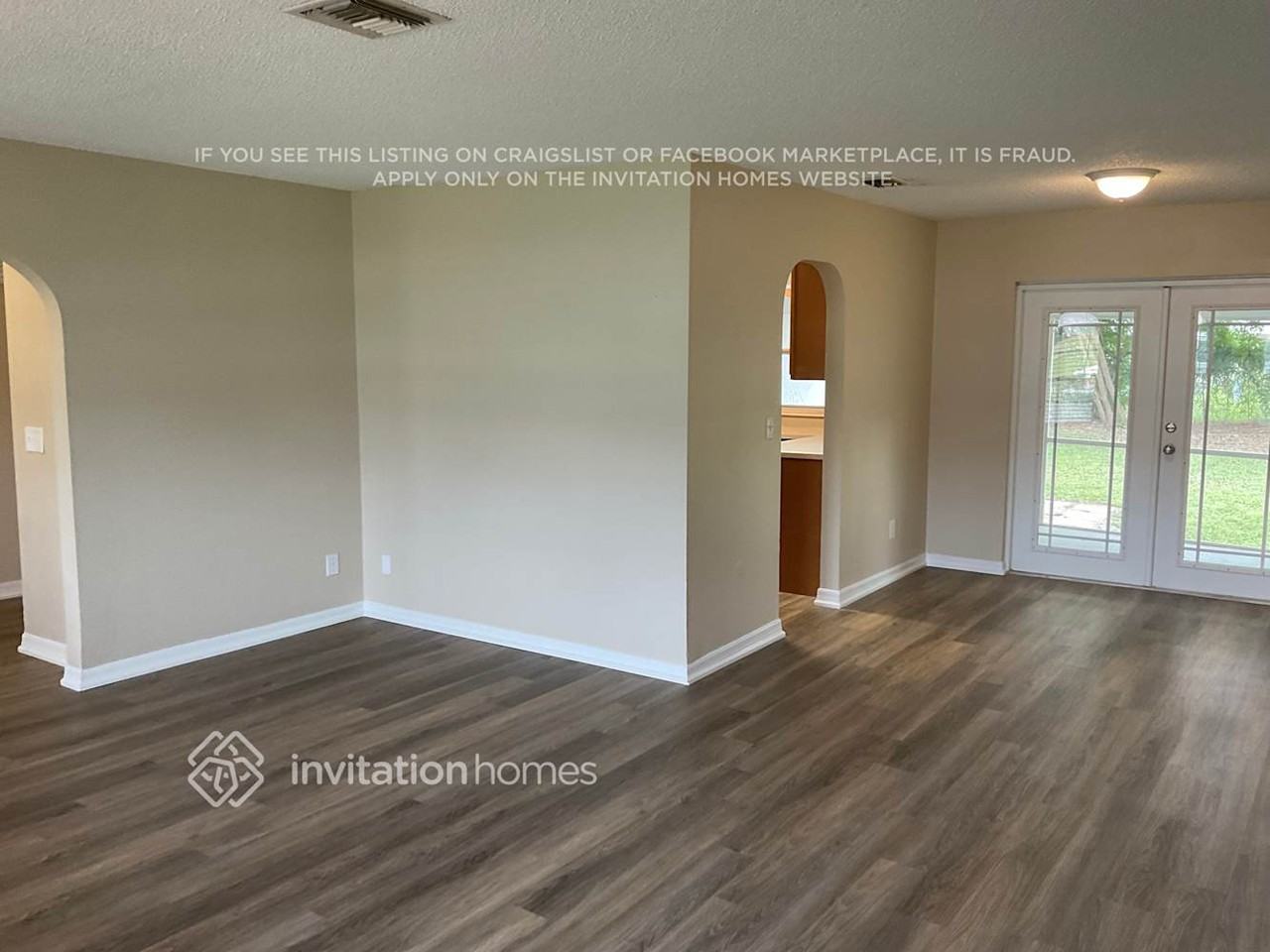 1796 Barker St Ne - Photo 4 of 19