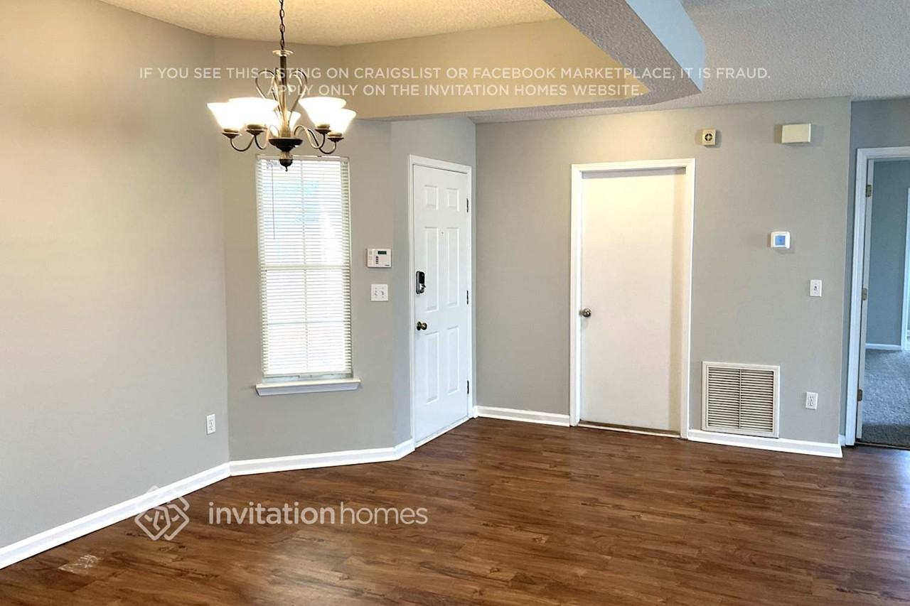 12358 Mastin Cove Rd - Photo 4 of 17