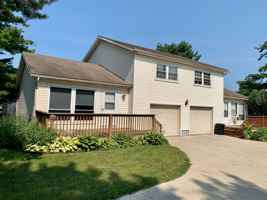featured image of 644 Sequoia Ln