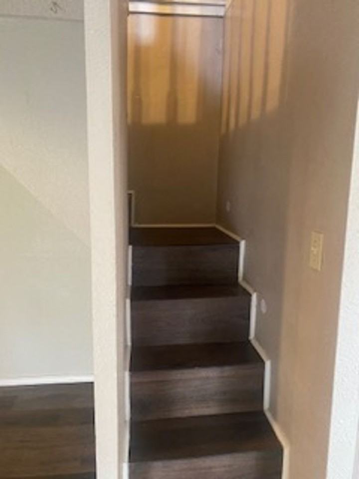 1659 S Maple Ave - Photo 3 of 11