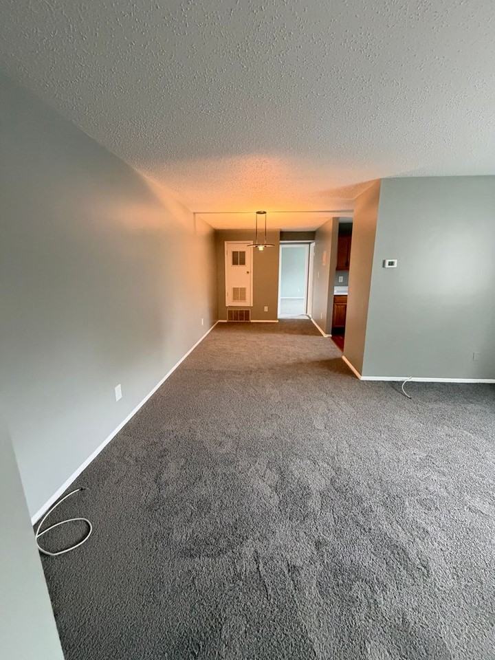 12003 Tarragon Rd - Photo 4 of 13