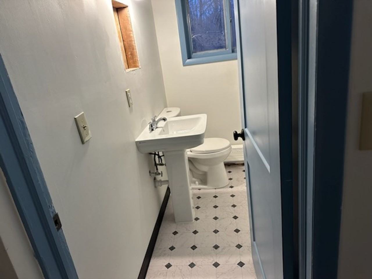 741 Lonely Cottage Rd - Photo 4 of 14