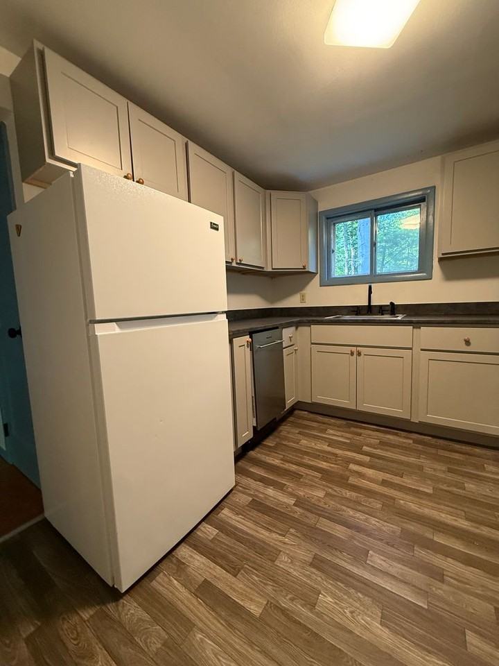 741 Lonely Cottage Rd - Photo 7 of 14