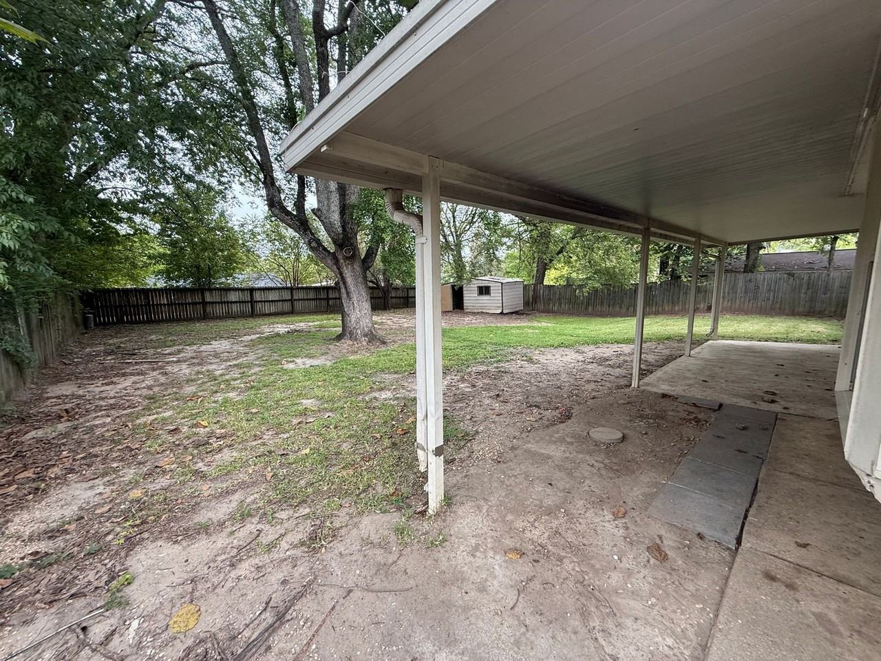 2108 E Aberdeen Dr - Photo 3 of 14