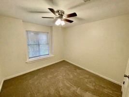 featured image of 2007 Red Oak Dr