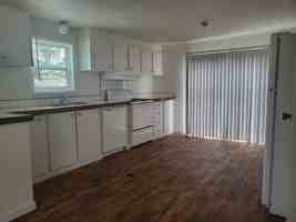 featured image of 411 Mariposa Dr