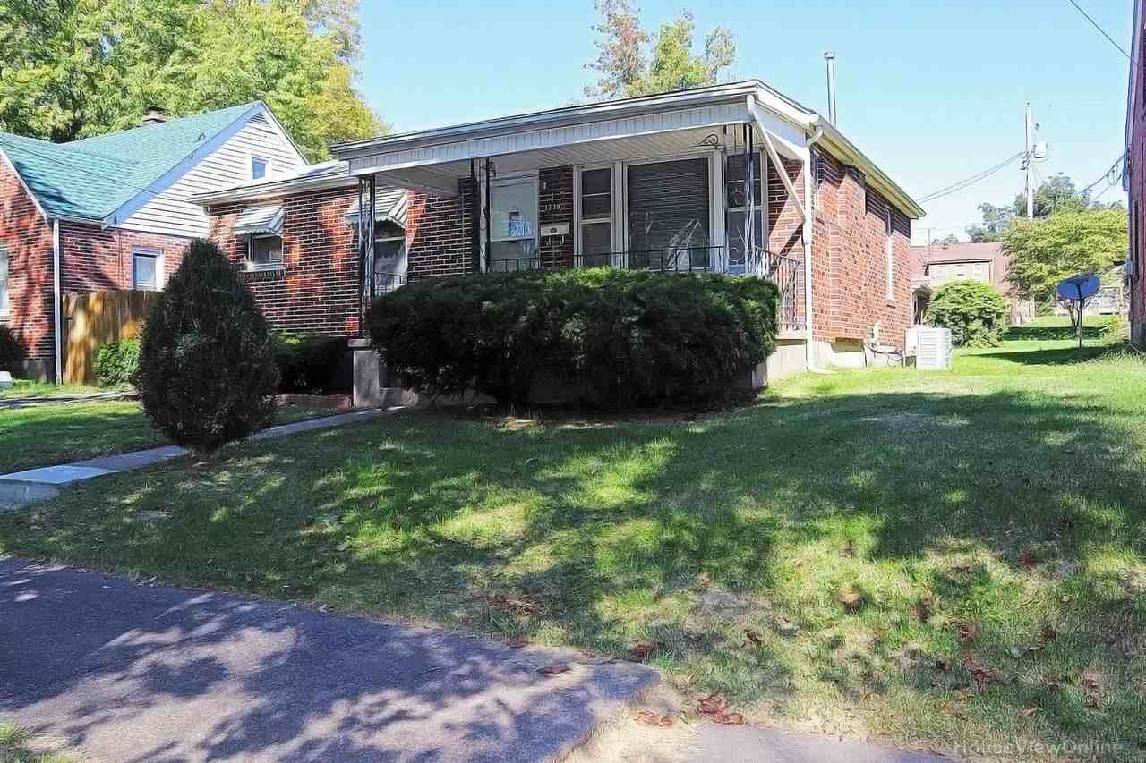 1220 Jefferson Ave - Photo 2 of 14