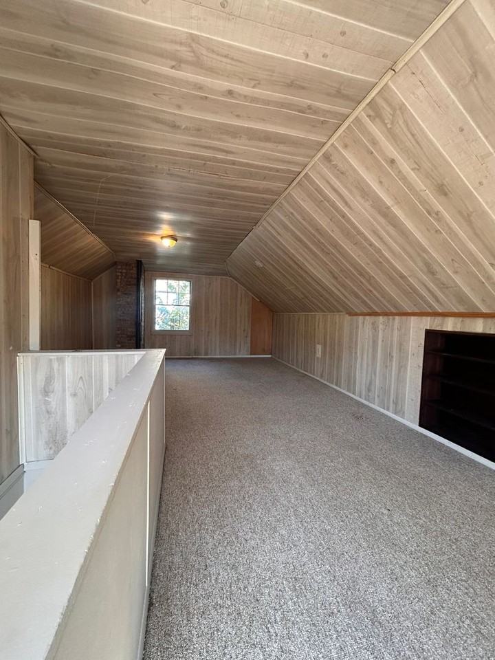 4026 Weisser Park Ave - Photo 7 of 8
