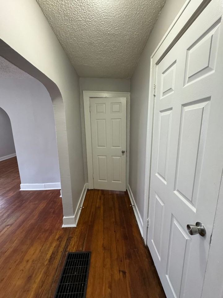 1715 E Tabor St - Photo 6 of 8